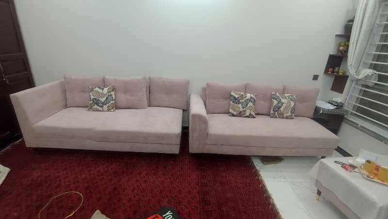 1 month Used L Shaped Pink 6 Seater Sofa Set with foamed Centre Table 1