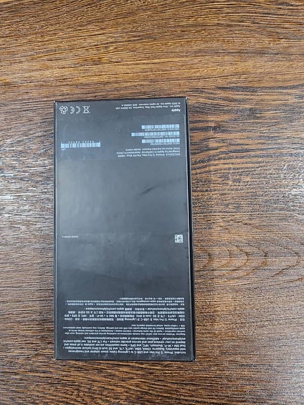 90%battery health iphone 12 pro max good condition 3