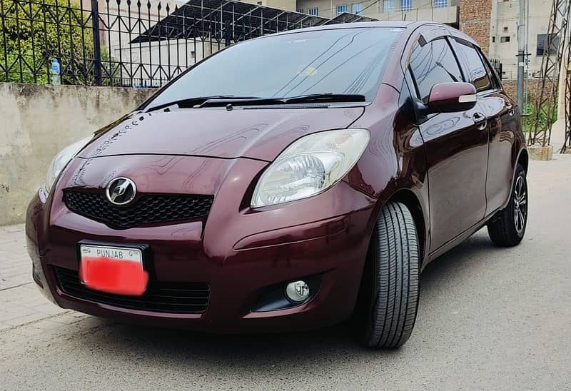 Toyota Vitz 2010 3