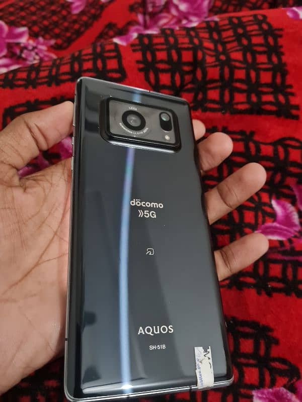 sharp aquos r6 12/128 non pta (sim time working) 5