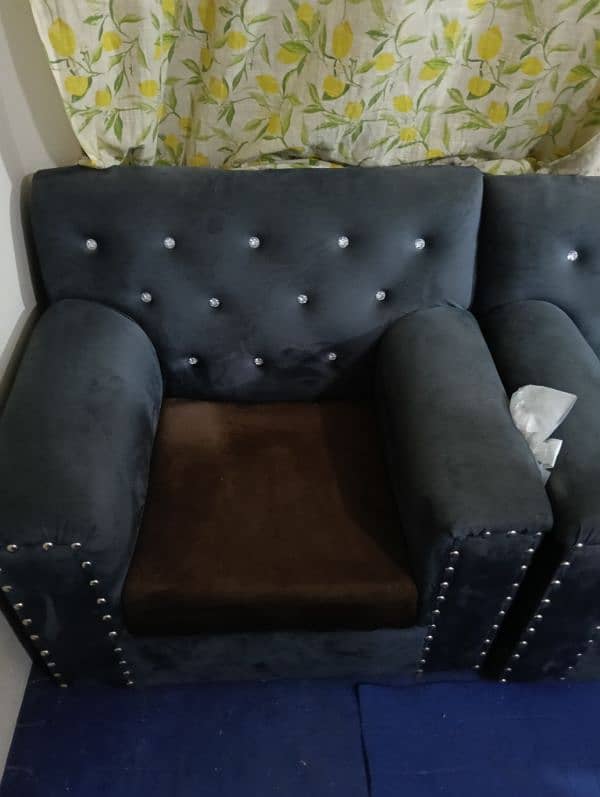 used sofa 0