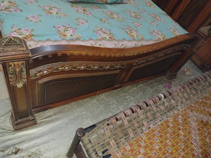 good condition house furniture 4