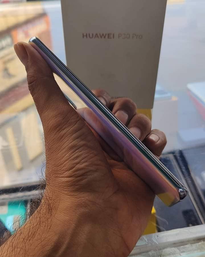 Huawei p30 Pro 8gb256gbmy WhatsApp number  03701438692 1