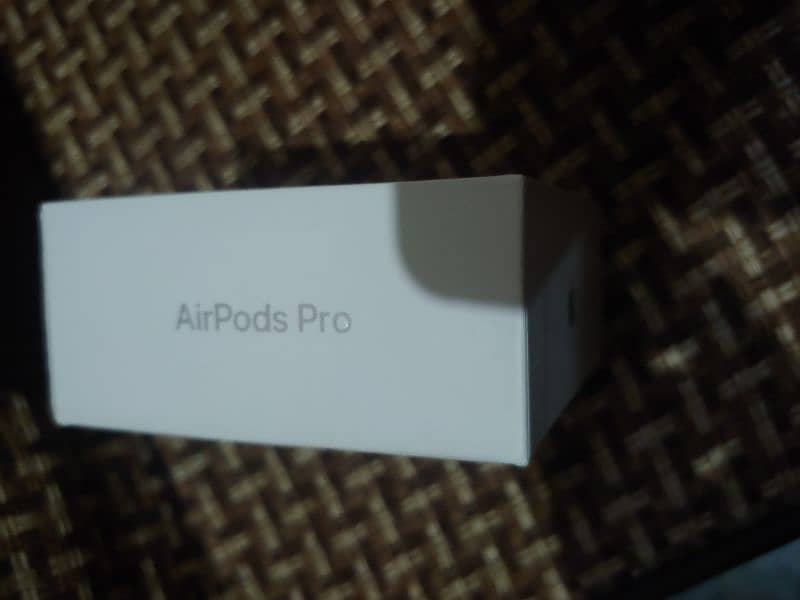 Apple Airpods Pro 2nd Gen Type C 10 Condition In apple warranty 1