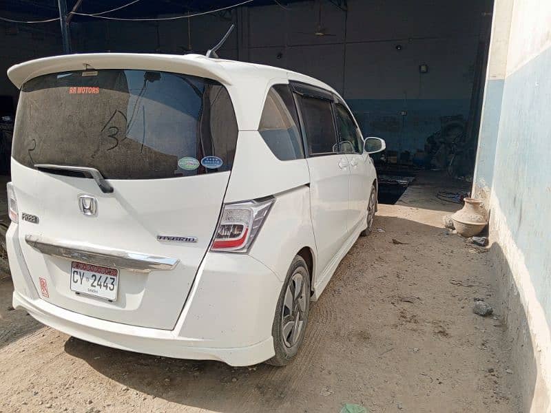 Honda Freed 2013 2