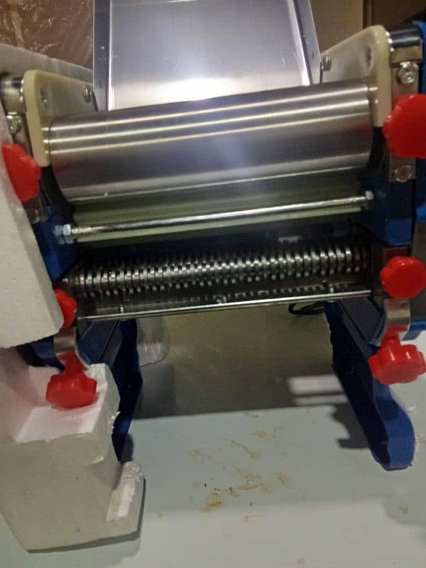 Noodles machine 4