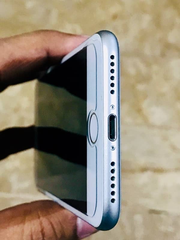 iPhone 8 PTA APPROVED 2