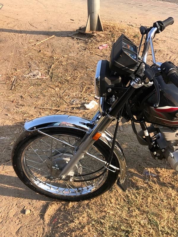 honda 125cc brand new condition 2024 model total original bike 5