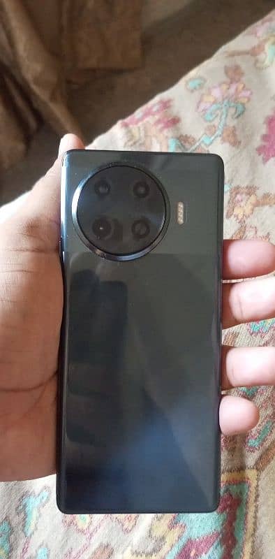 Tecno Spark 20 pro plus 1