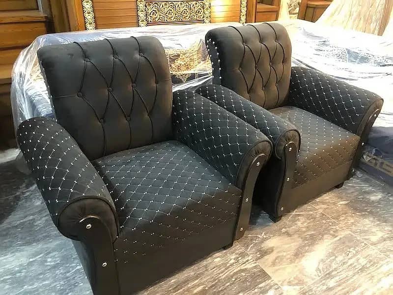 5 Seater Sofa Set with Table + Cushion Urgent Sale 3