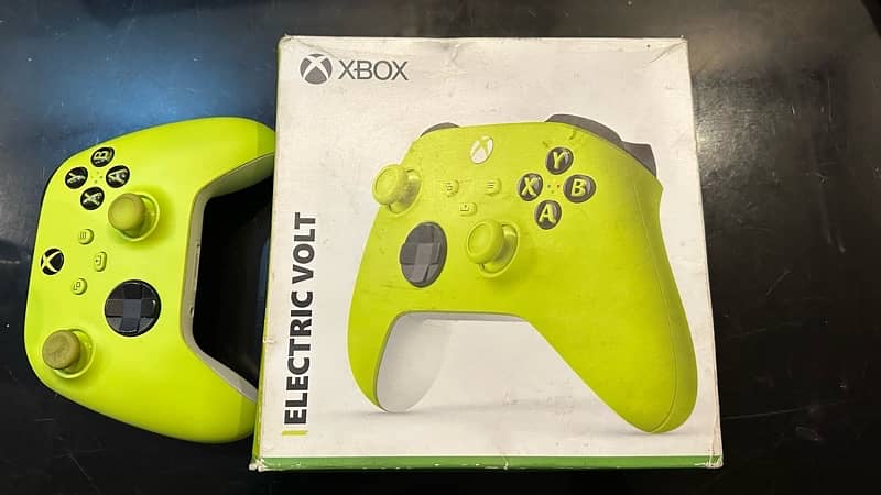 Xbox one original controller 4