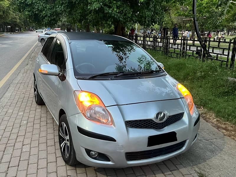 Toyota Vitz 2010 11