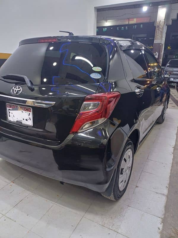 Toyota Vitz 2015 1