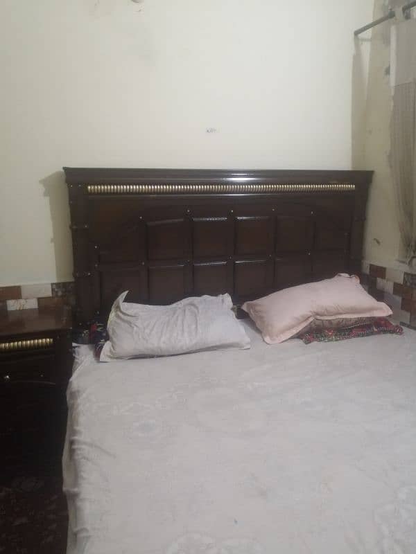 king size bed without mattress dressing table and side tables 5