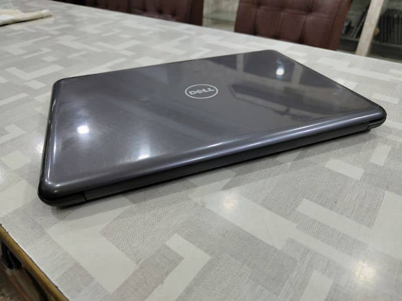 dell 3380 Laptop 4gb ram DDR4 128gb m. 2 SSD without battery 6