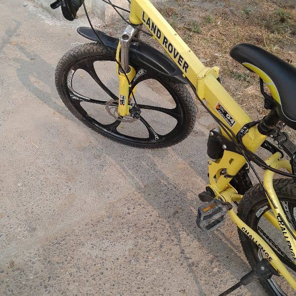 land roar folding cycle in good condition 0