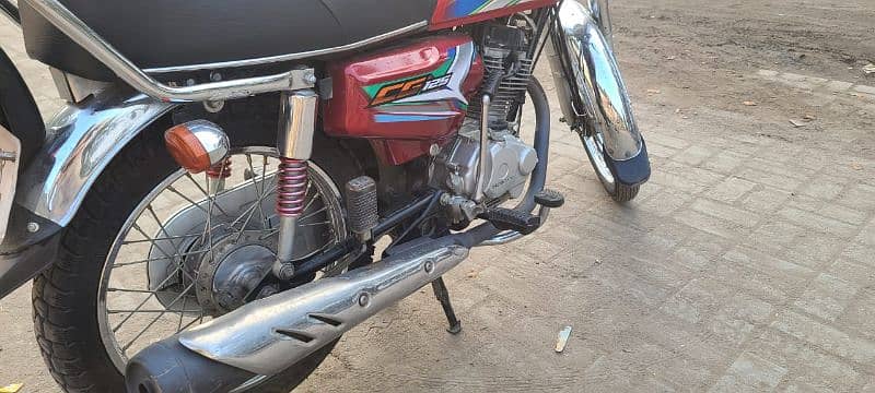 Honda CG 125 8