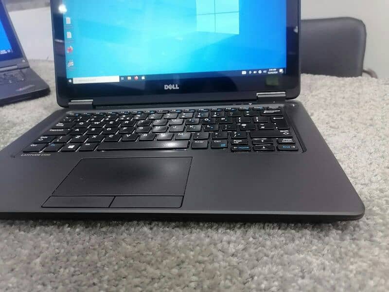 Dell 7250 i7 5th Generation 8/256 11