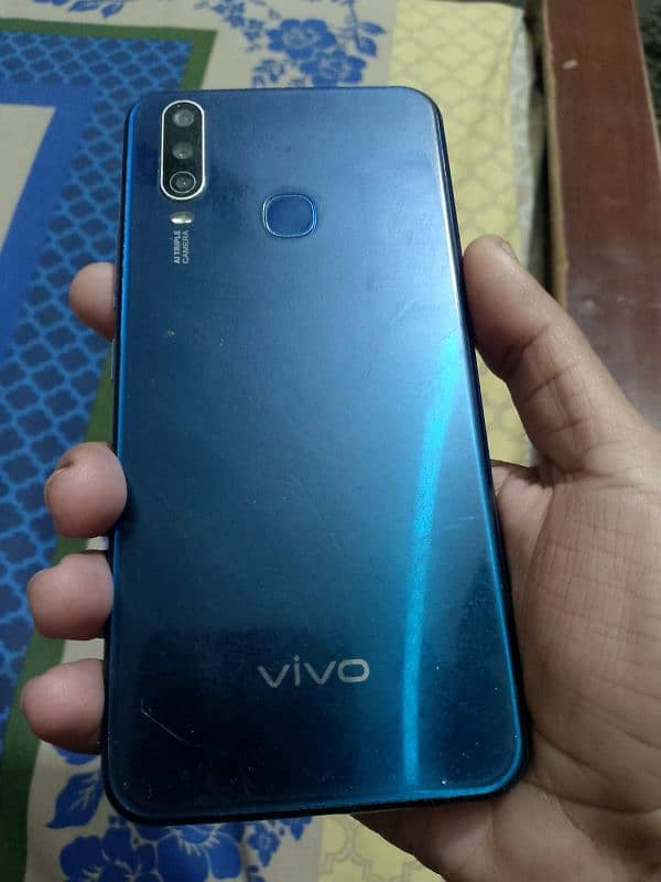 Vivo Y12 1