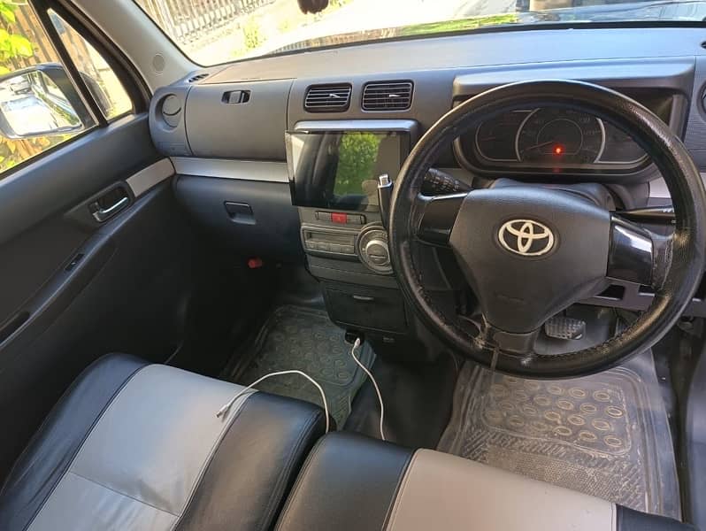 Toyota Pixis Epoch 2014 6