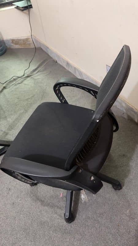 Revolving Chair Urgent Sale| Home furniture office furniture Chair 1