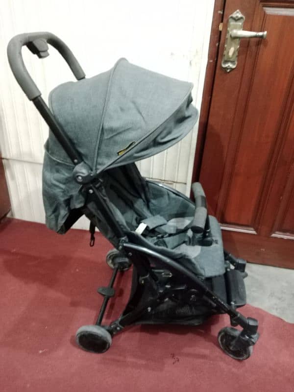 imported branded stroller 0