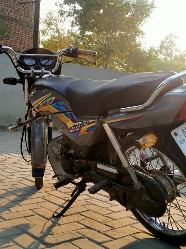 Honda CD70 Dream 2021 3