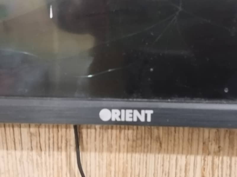 Oreint led 50inch for sale 8000 rs 1