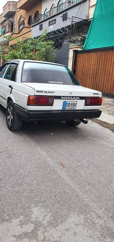 Nissan Sunny 1986 5