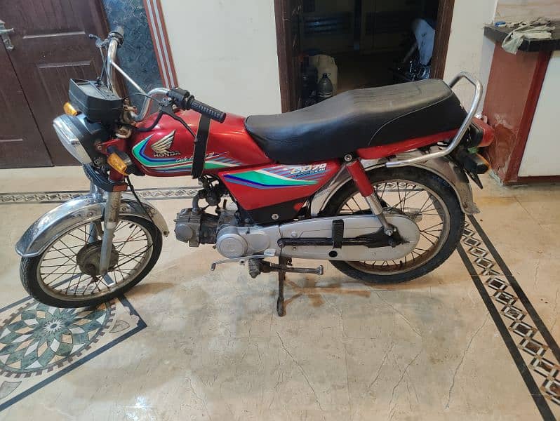 Honda 2016 cd 70 1