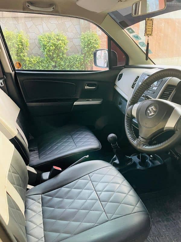 Suzuki Wagon R 2018 4