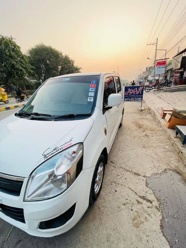 Suzuki Wagon R 2018 9