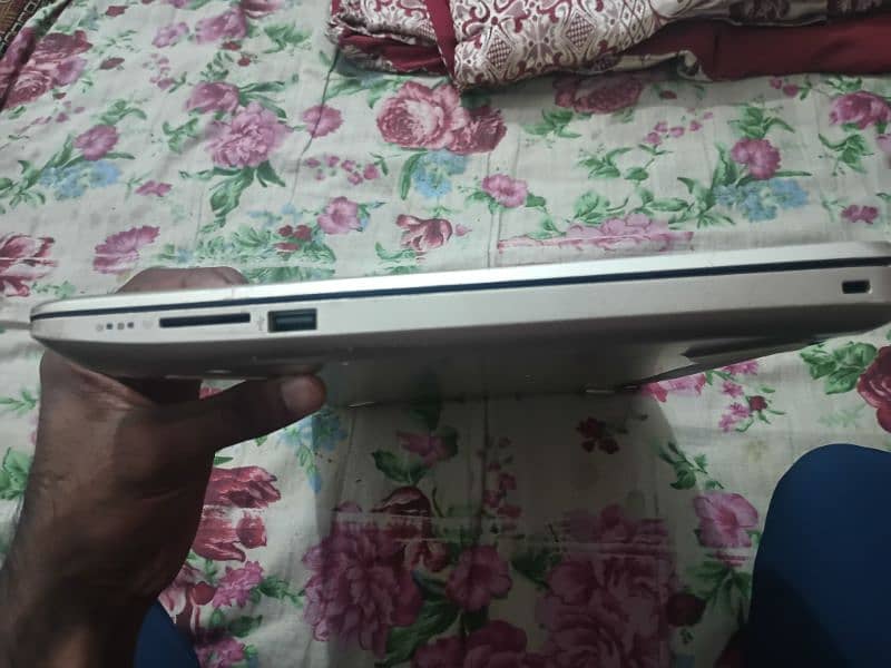 HP Laptop (Urgent Sale) 7