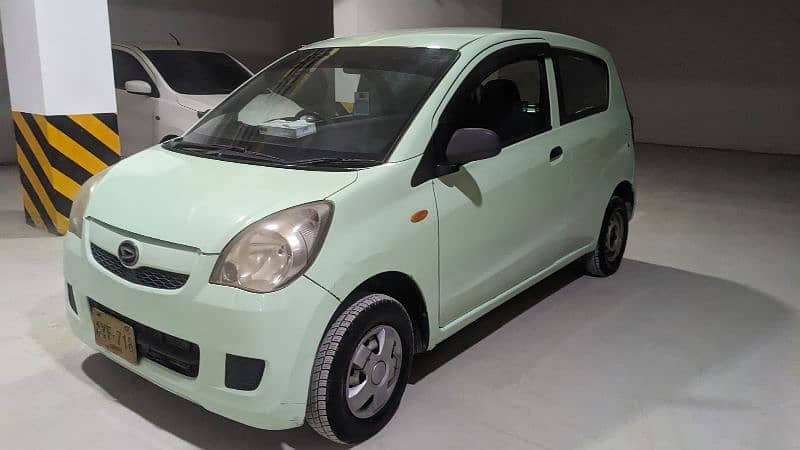 Daihatsu Mira 2012 1