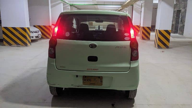 Daihatsu Mira 2012 2