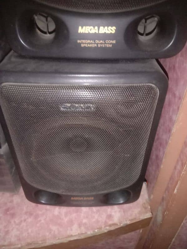 Sony speaker 2