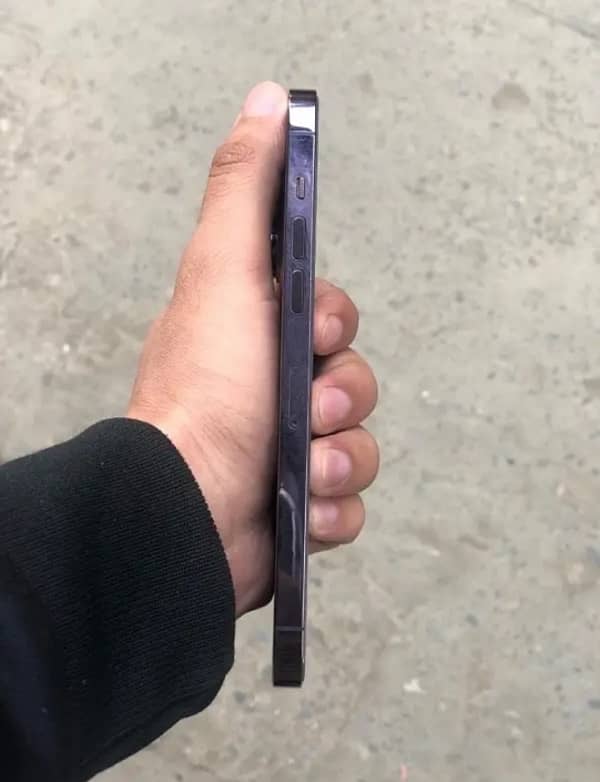 iPhone 14pro max non pta 5