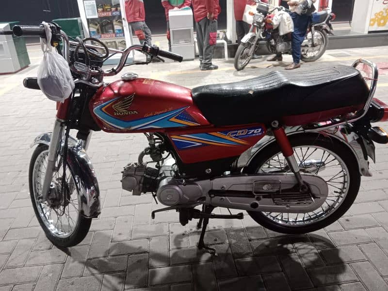 Honda cd70 Sale 95000 ichra Lahore 03064092283 4