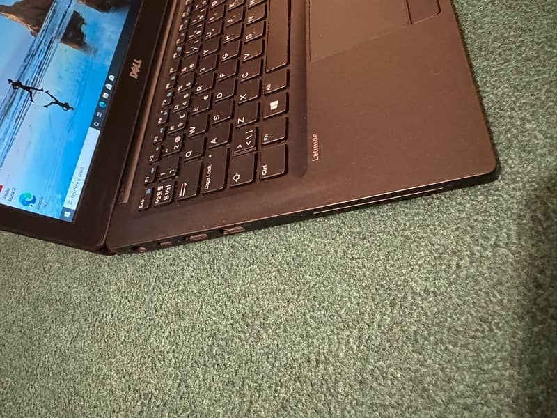 Dell Latitude 7280 Core i5 7th | Ram 8 GB | SSD 256 GB 2