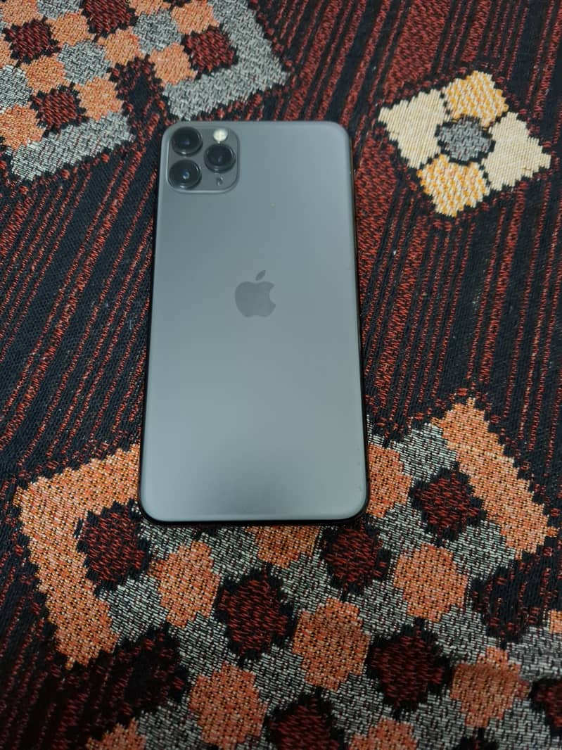 Apple iPhone 11 Pro Max 1