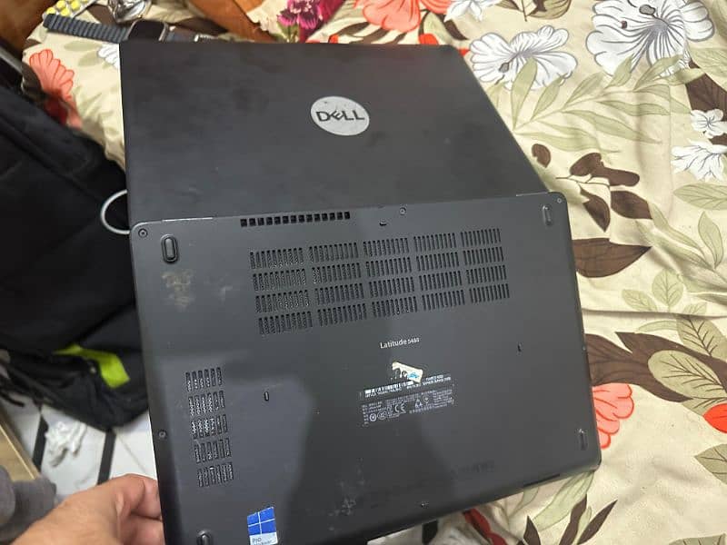 dell laptop mint condition 8