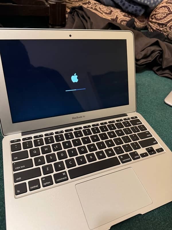 MacBook Air 2015 Fresh Condition 0