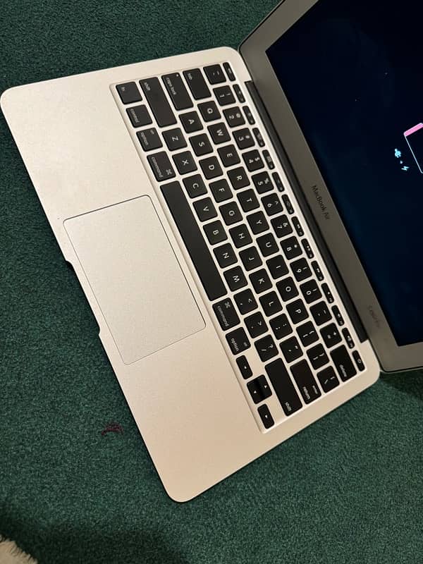 MacBook Air 2015 Fresh Condition 1