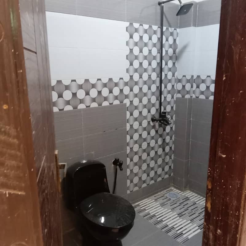 2 BED DD LOWER PORTION FOR SALE IN GULSHAN-E-IQBAL 13 D/3 2