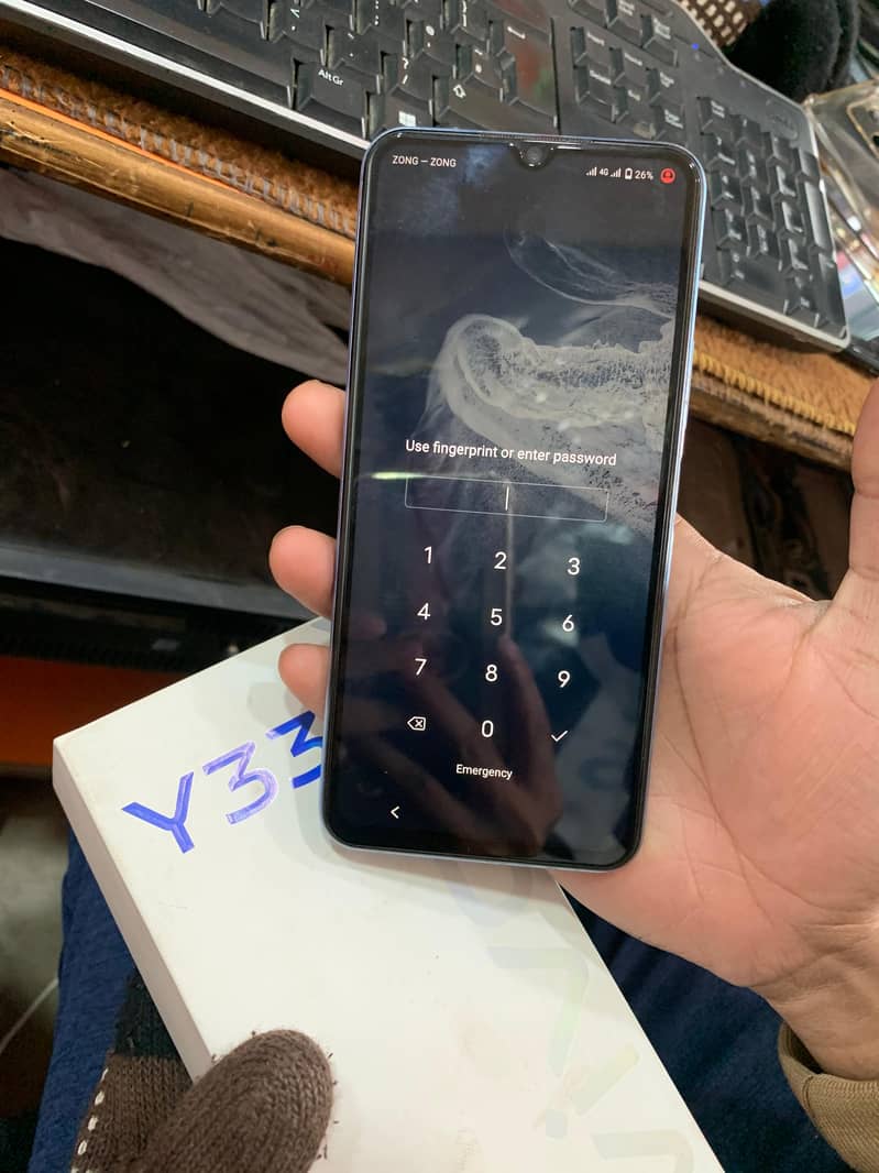 vivo y33s 8+4/ 128 Genuine with box 1