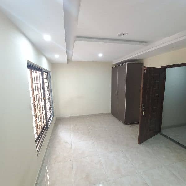 1 Bed Studio Flat For Rent in Bahria Town Lahore 0