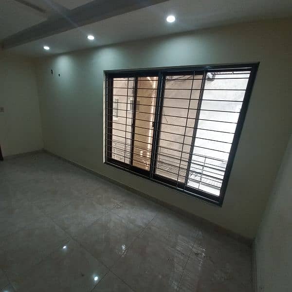 1 Bed Studio Flat For Rent in Bahria Town Lahore 9