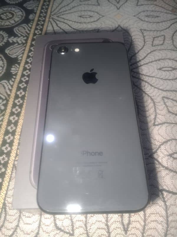 iphone 8 official PTA approved 64gb 0