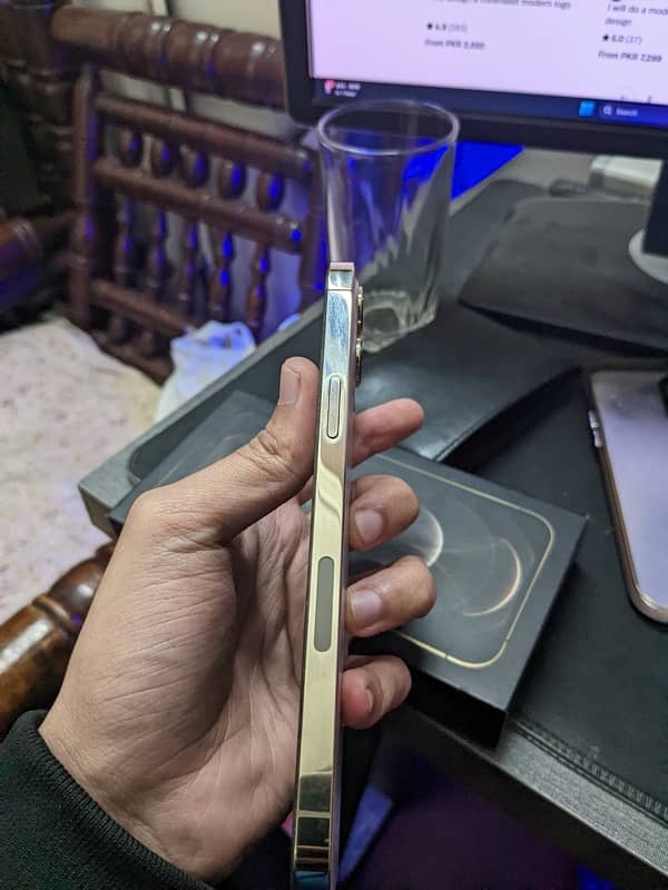 Iphone 12 Pro max 256 GB Gold 10/10 3