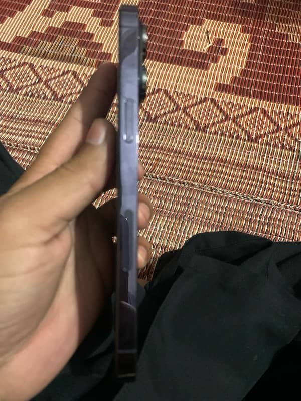 I phone 14 pro maxx jv sim locked 128gb 2